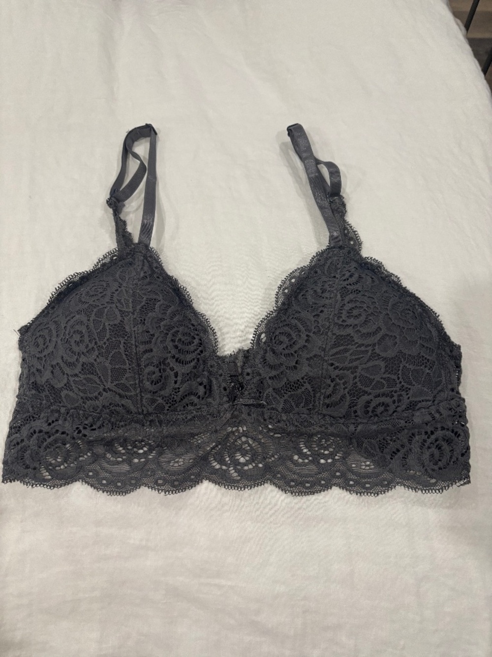 WOMENS XOXO LACE BRALETTE